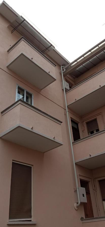 Interno 12 Apartment Vercelli Bagian luar foto